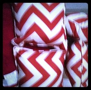 Decorative throw pillows